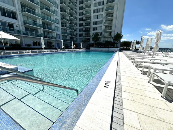 $2,500 | 1000 West Avenue, Unit 1532, Miami Beach, FL 33139