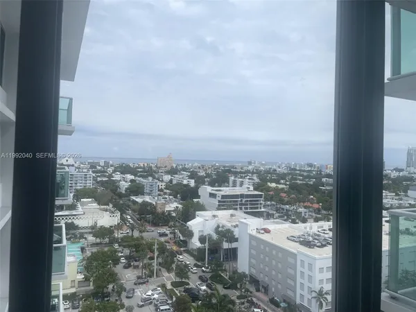 $2,500 | 1000 West Avenue, Unit 1532, Miami Beach, FL 33139