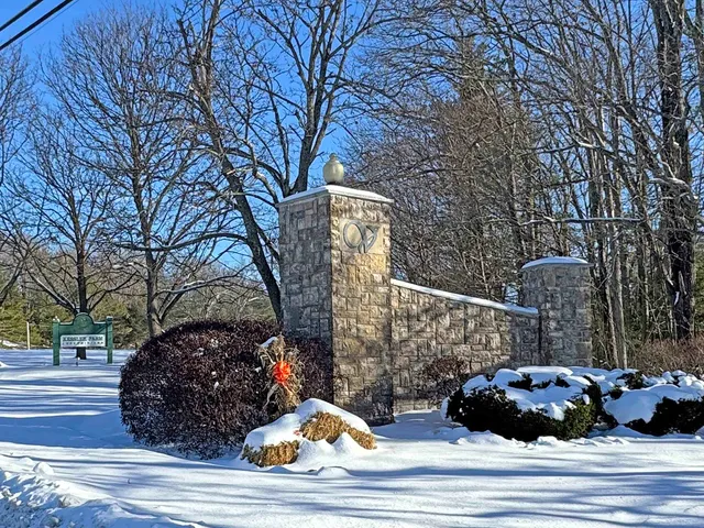 $400,000 | 3 Cranleigh Mews, Nashua, NH 03063