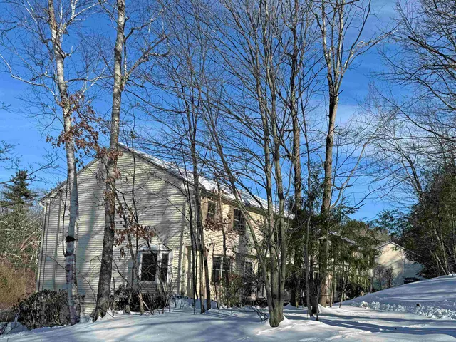 $400,000 | 3 Cranleigh Mews, Nashua, NH 03063