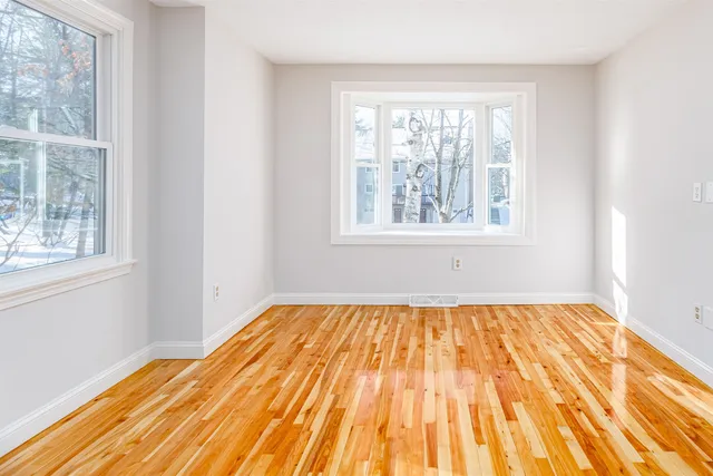 $400,000 | 3 Cranleigh Mews, Nashua, NH 03063