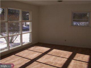26 Livingstone Road Sewell, NJ 08080 - Photo 3 of 4
