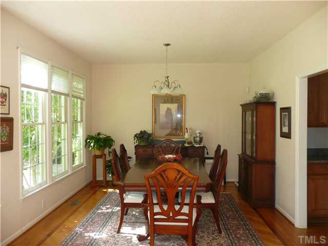 5644 North Hawthorne Way Raleigh, NC 27613 - Photo 5 of 21 Photo 5
