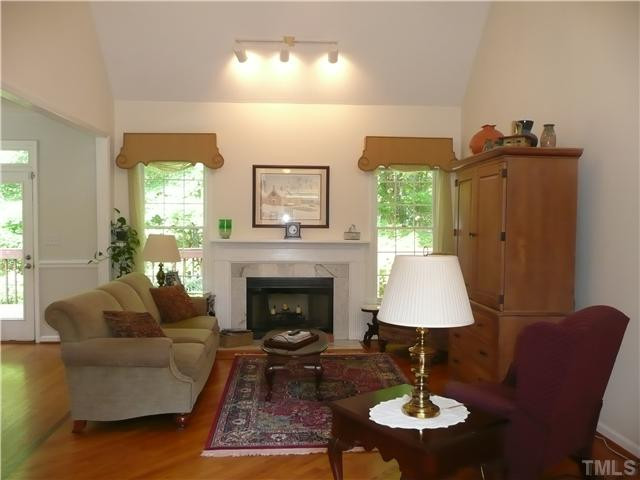 5644 North Hawthorne Way Raleigh, NC 27613 - Photo 9 of 21 Photo 9