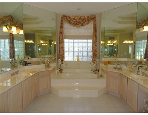21735 Fall River Drive Boca Raton, FL 33428 - Photo 11 of 24 Additional Photo