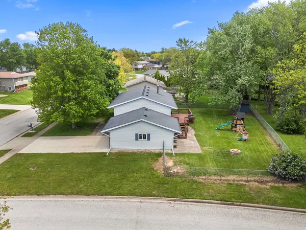 $239,900 | 1711 Braden Drive, Normal, IL 61761