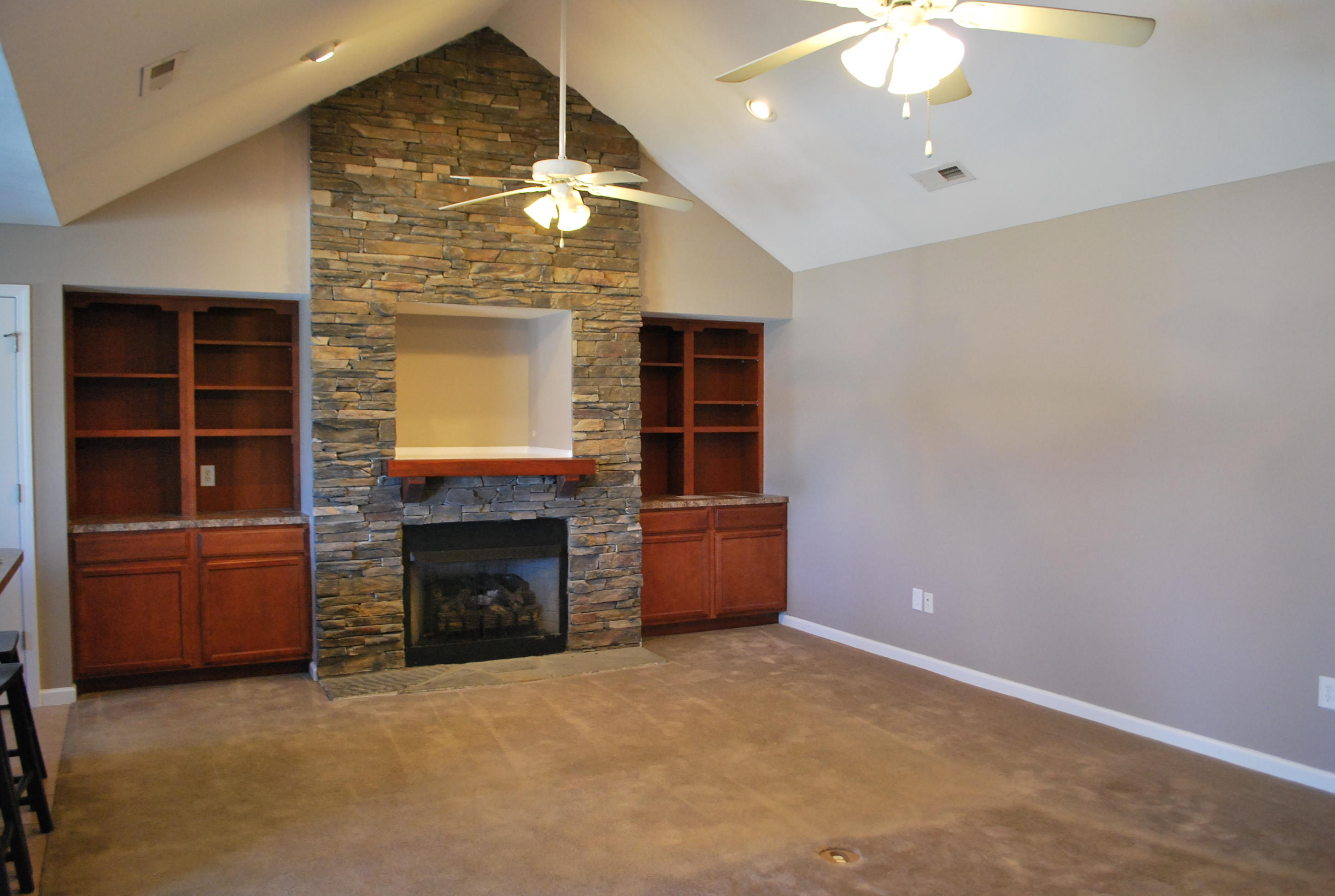 320 Meriwether Way Pigeon Forge, TN 37863 - Photo 3 of 14 DSC_0038