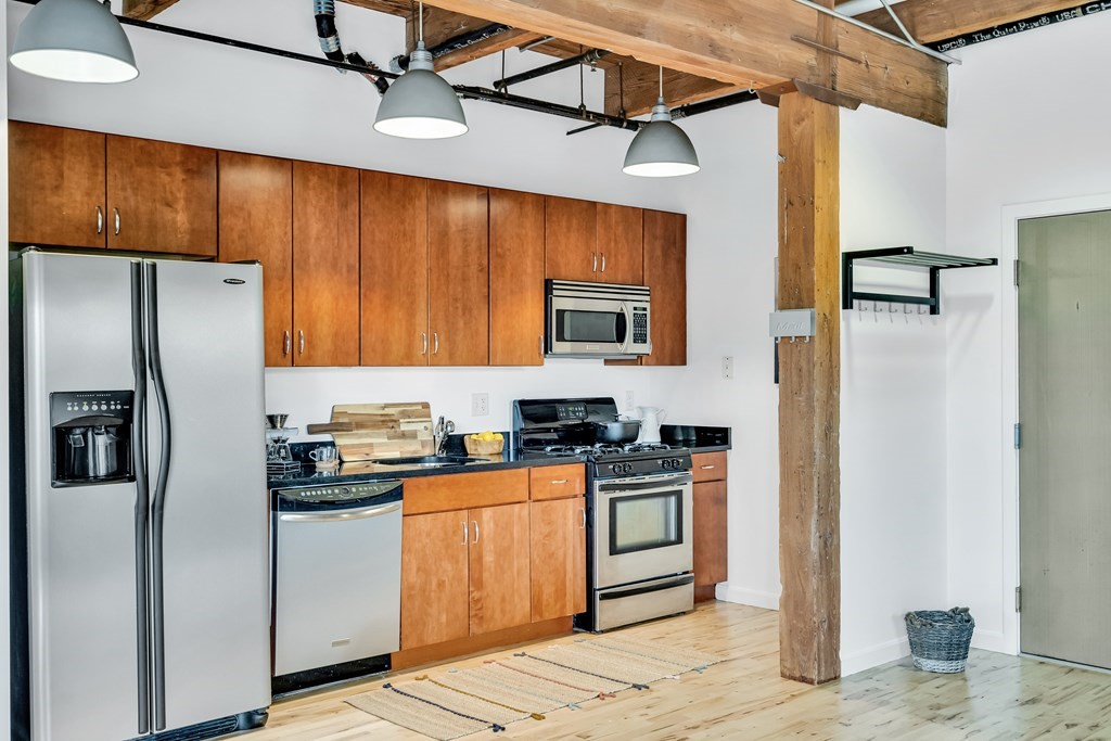 210 Broadway, Unit A305 Everett, MA 02149 - Photo 6 of 27