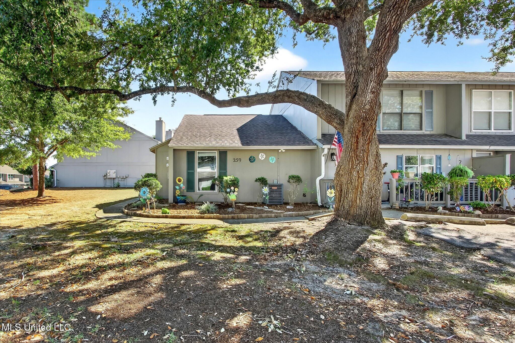 259 Highpoint Drive Diamondhead, MS 39525 - Photo 2 of 35 01-003