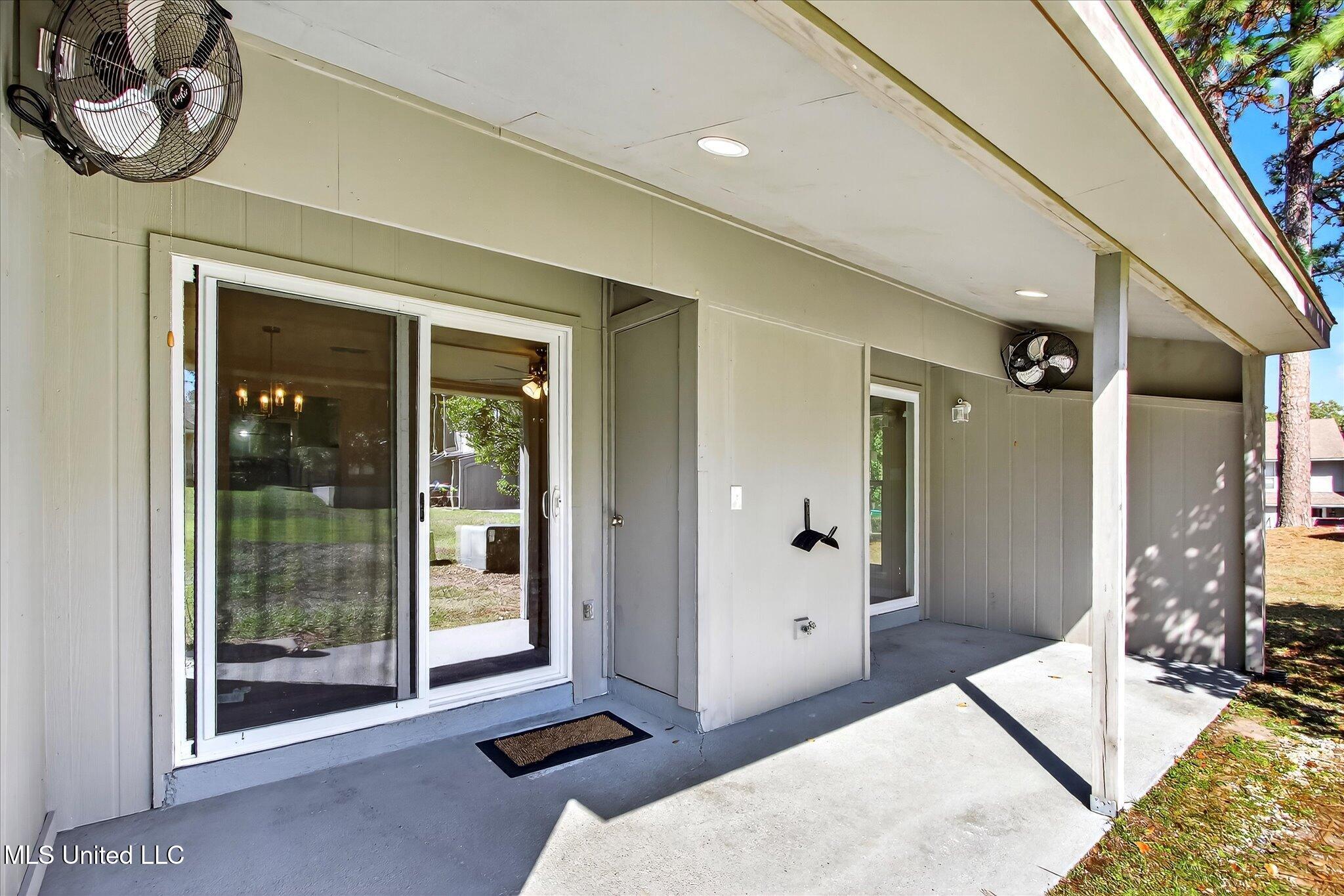 259 Highpoint Drive Diamondhead, MS 39525 - Photo 22 of 35 32-032