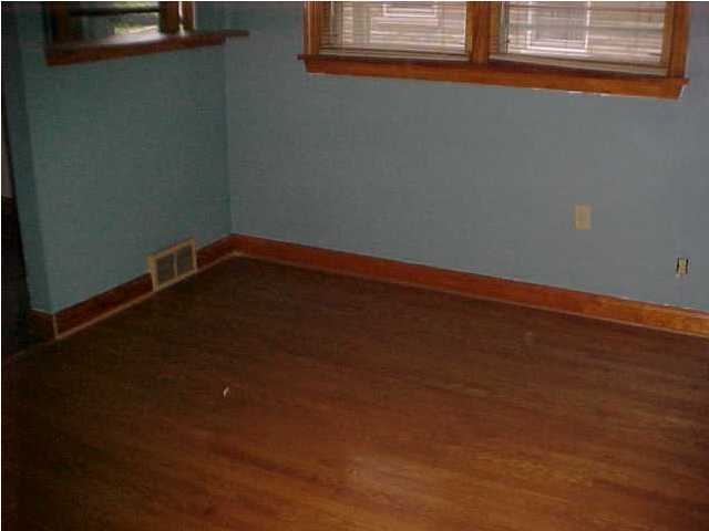 11409 Deering Road Louisville, KY 40272 - Photo 7 of 11 Additional Photo