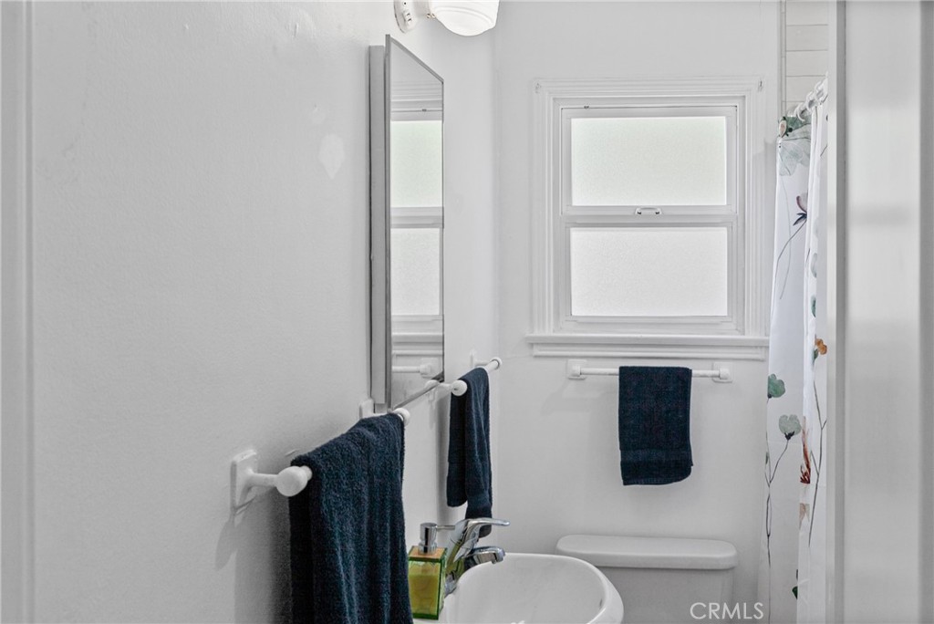 400 South I Street Lompoc, CA 93436 - Photo 11 of 16