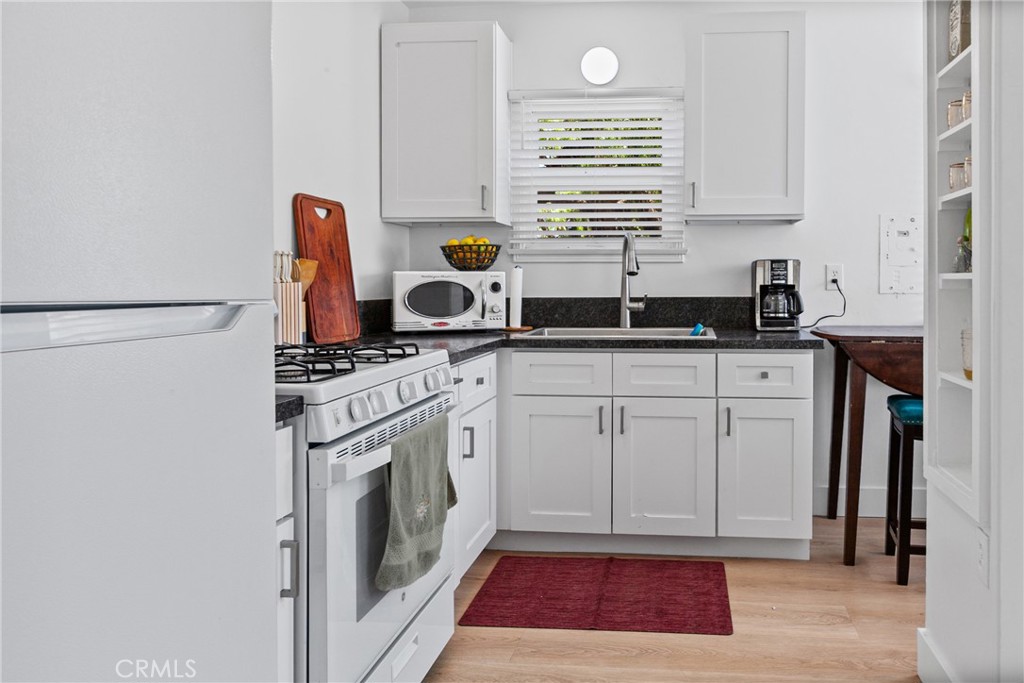 400 South I Street Lompoc, CA 93436 - Photo 8 of 16