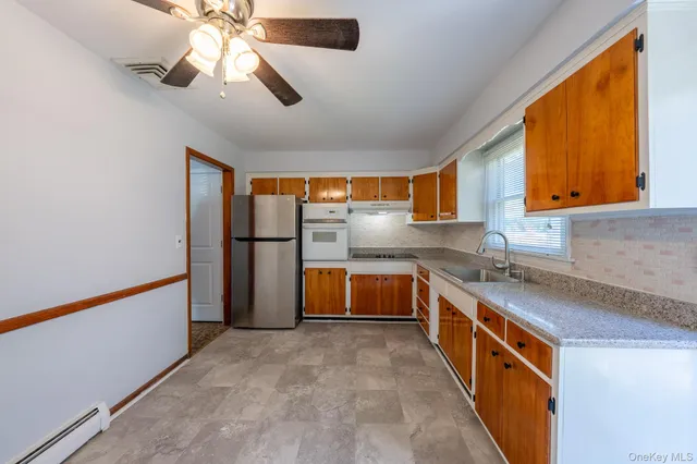 $3,200 | 831 Sycamore Avenue, Bohemia, NY 11716