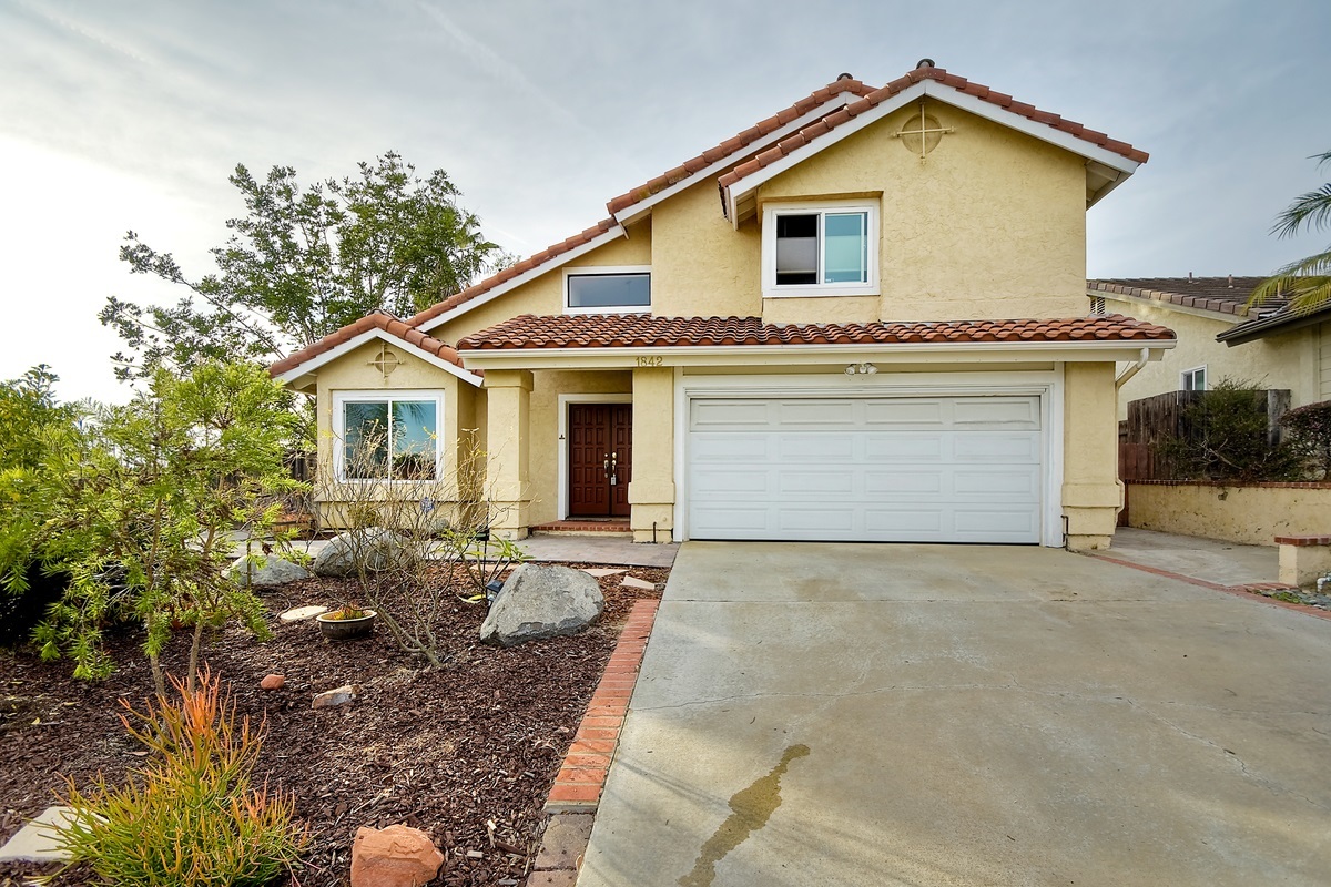 1842 Wandering Road Encinitas, CA 92024 - Photo 2 of 25