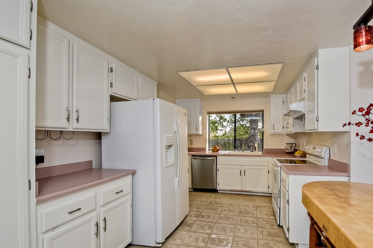 1842 Wandering Road Encinitas, CA 92024 - Photo 13 of 25