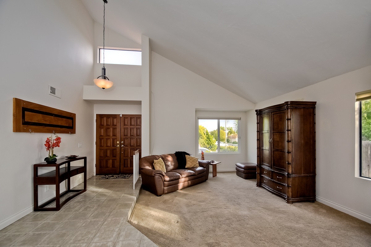 1842 Wandering Road Encinitas, CA 92024 - Photo 5 of 25