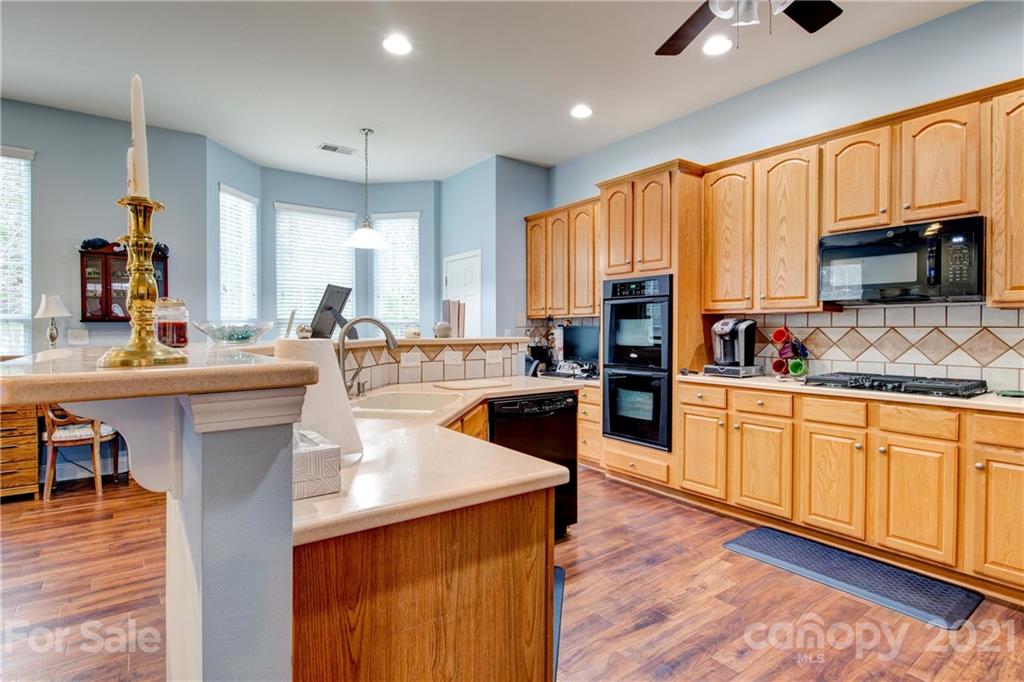 894 Platinum Drive Fort Mill, SC 29708 - Photo 12 of 35 Gallery Image 12