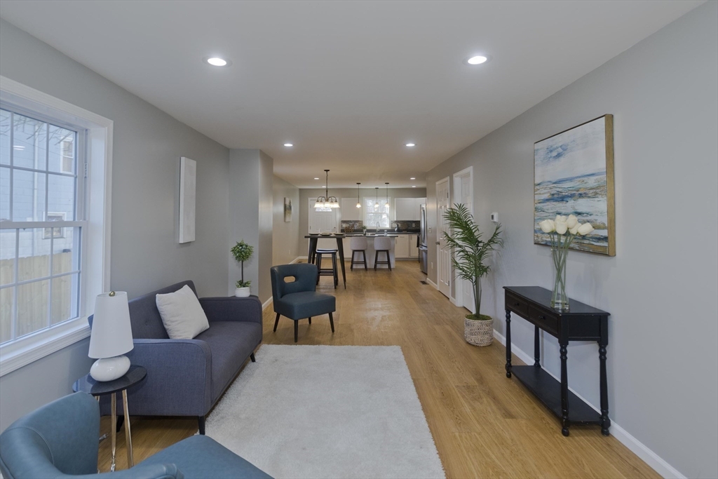 16 Cambridge Street Springfield, MA 01109 - Photo 14 of 41