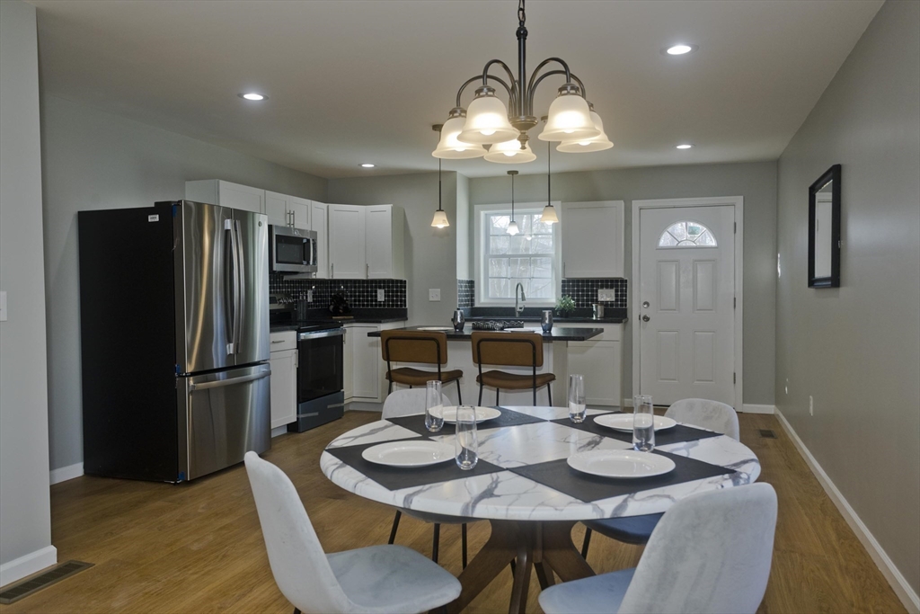 16 Cambridge Street Springfield, MA 01109 - Photo 22 of 41