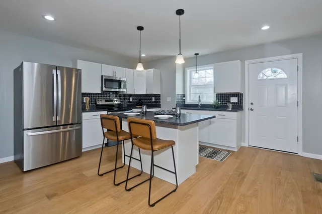 $549,900 | 16 Cambridge Street, Springfield, MA 01109