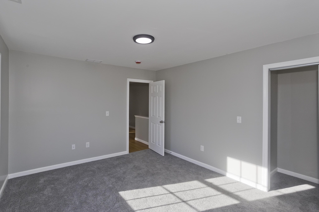 16 Cambridge Street Springfield, MA 01109 - Photo 38 of 41