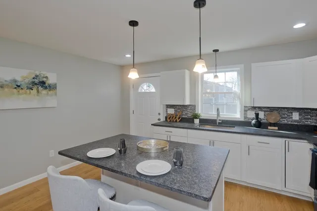 $549,900 | 16 Cambridge Street, Springfield, MA 01109