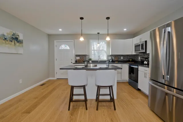 $549,900 | 16 Cambridge Street, Springfield, MA 01109