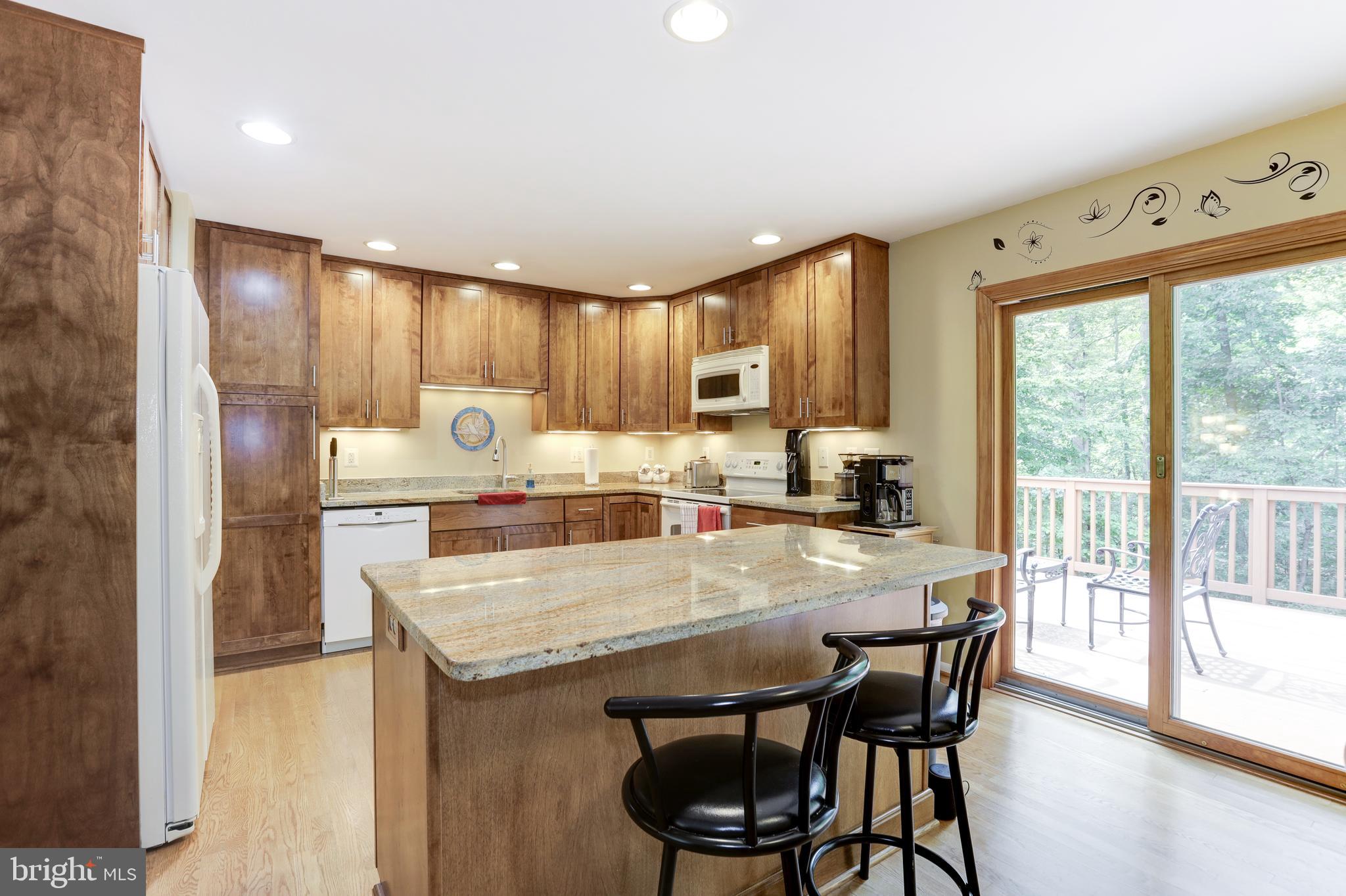 7893 Godolphin Drive Springfield, VA 22153 - Photo 7 of 26