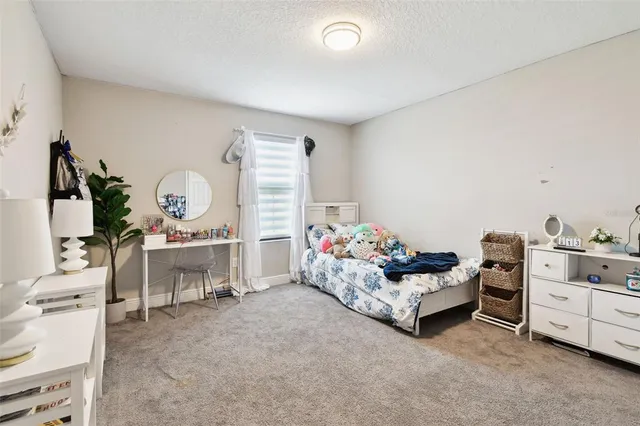 $500,000 | 12643 Horseshoe Bend Drive, Lithia, FL 33547