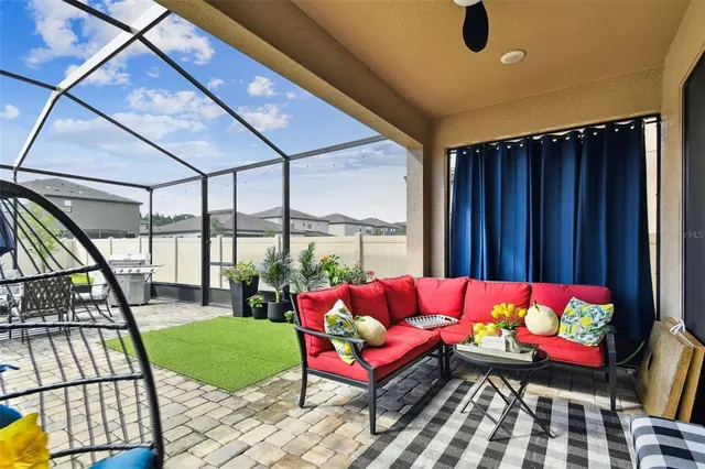 $500,000 | 12643 Horseshoe Bend Drive, Lithia, FL 33547