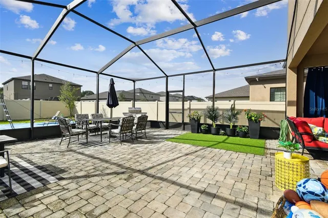 $500,000 | 12643 Horseshoe Bend Drive, Lithia, FL 33547