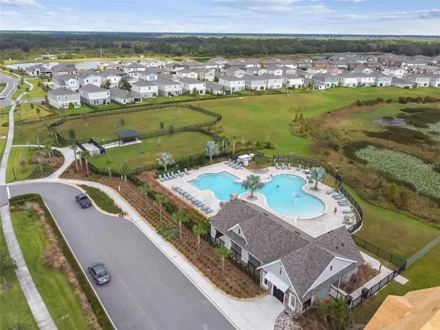 $500,000 | 12643 Horseshoe Bend Drive, Lithia, FL 33547