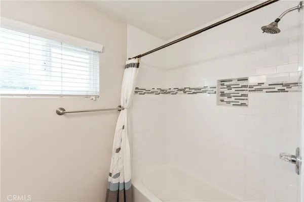 $4,800 | 2110 East North Redwood Drive, Anaheim, CA 92806