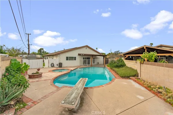 $4,800 | 2110 East North Redwood Drive, Anaheim, CA 92806