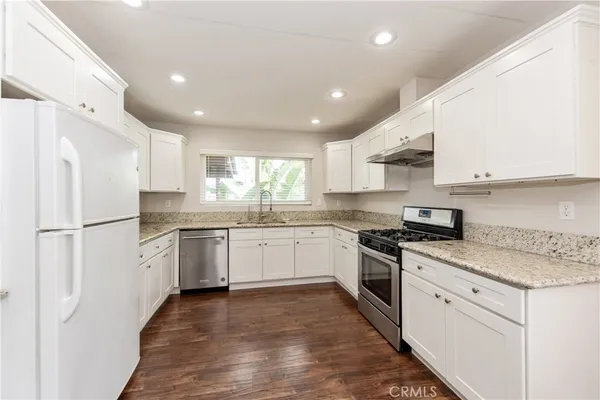 $4,800 | 2110 East North Redwood Drive, Anaheim, CA 92806