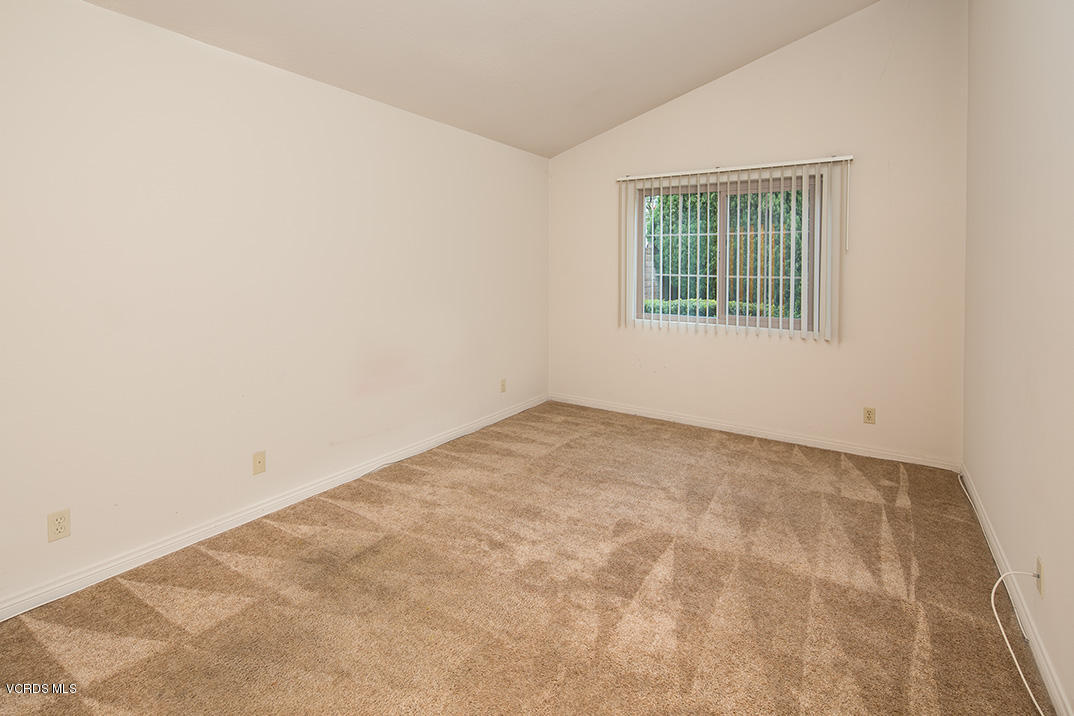 2492 Ridge View Court Simi Valley, CA 93065 - Photo 8 of 17 2492 Ridge View Small.12
