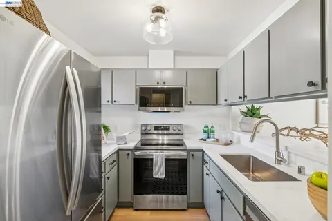 $695,000 | Bay Farm Island, Alameda, CA 94502