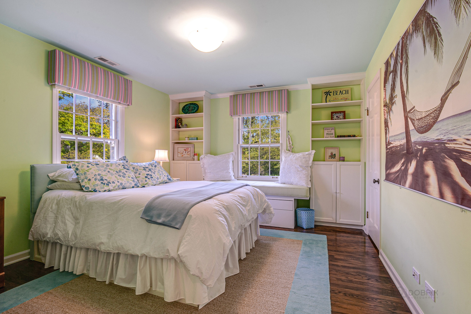 1267 West Deerpath Road Lake Forest, IL 60045 - Photo 21 of 47 a bedroom with a bed and a window