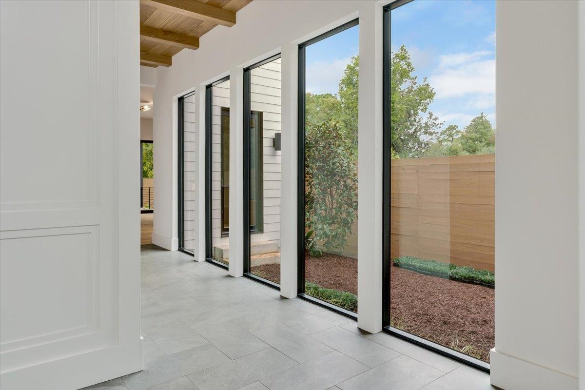 807 Chamberlain Street Raleigh, NC 27607 - Photo 19 of 40 a view of entryway with window