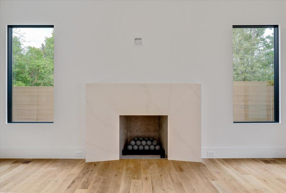 807 Chamberlain Street Raleigh, NC 27607 - Photo 26 of 40 a view of an empty room and window