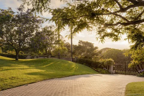 $15,200,000 | 5962 Rancho Diegueno Road, Rancho Santa Fe, CA 92067