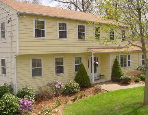 10 Round Hill Road Shelton, CT 06484 - Photo 1 of 1 Gallery Image 1