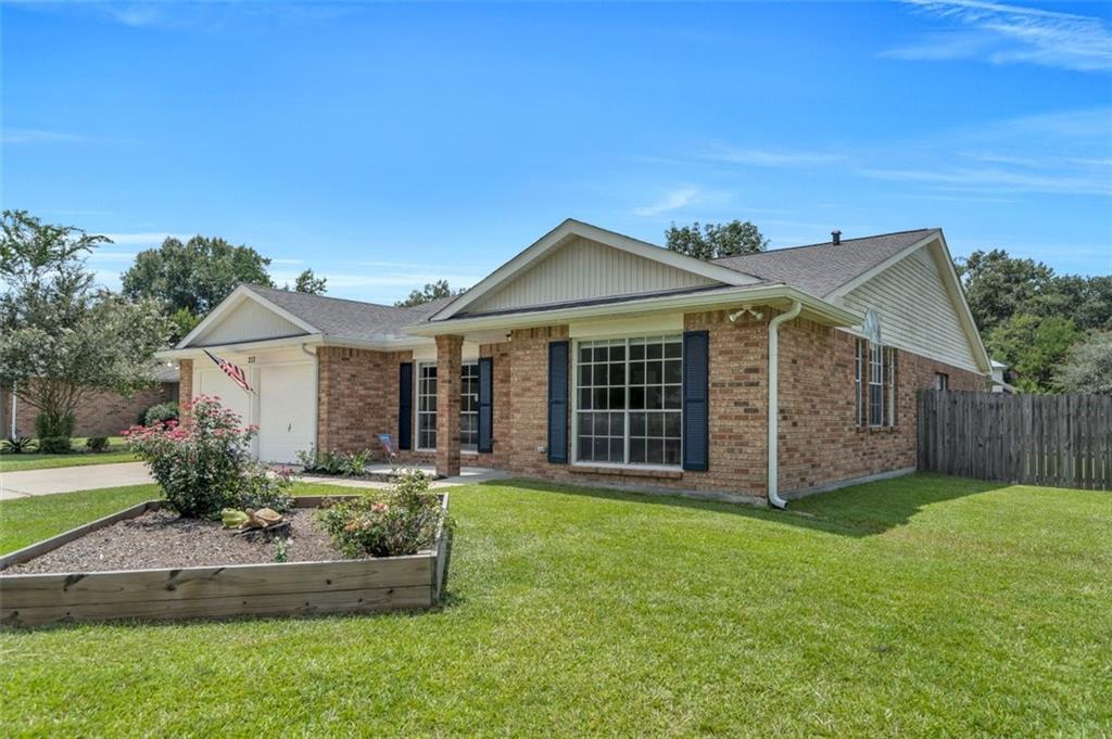 213 Riviera Drive Slidell, LA 70460 - Photo 3 of 34 Gallery Image 3
