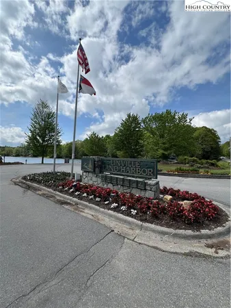 $460,000 | 20 Lady Slipper Loop, Newland, NC 28657