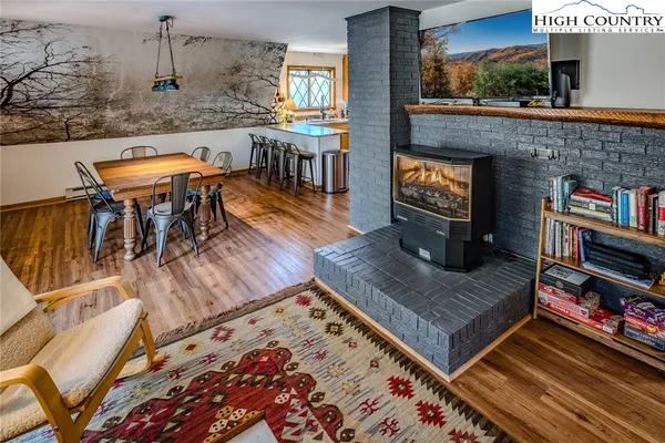 $460,000 | 20 Lady Slipper Loop, Newland, NC 28657