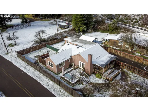 $339,900 | 87606 Rice Road, Mapleton, OR 97453