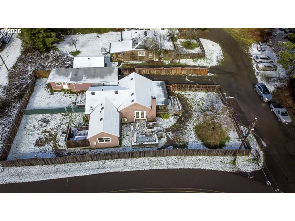 $339,900 | 87606 Rice Road, Mapleton, OR 97453