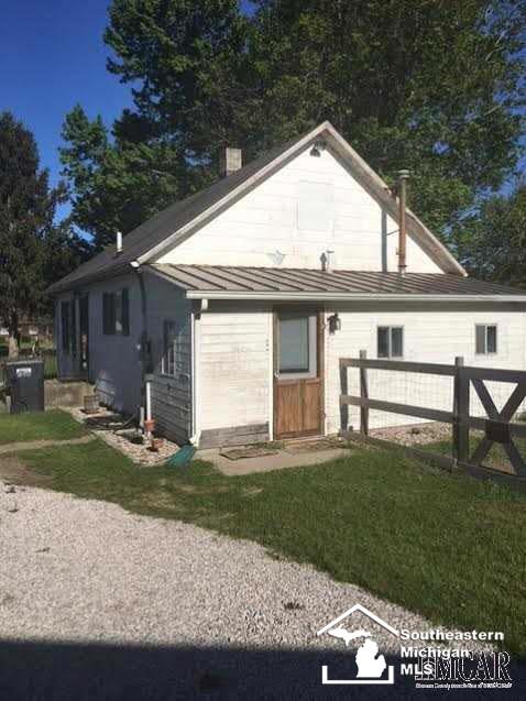 9849 Douglas Road Temperance, MI 48182 - Photo 5 of 7 21295678-4.JPG