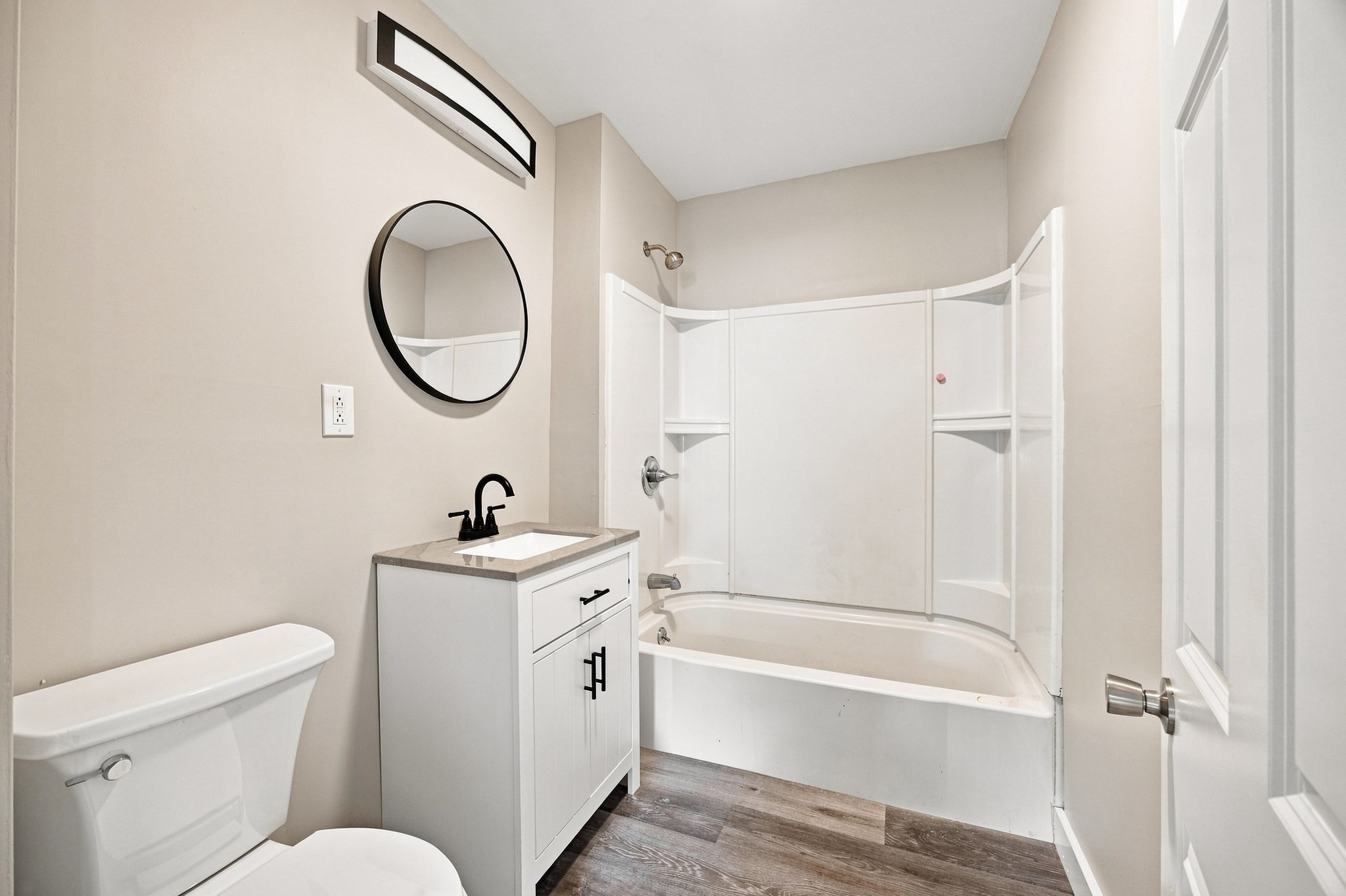 415 Orange Street Springfield, MA 01108 - Photo 6 of 14 Gallery Image 6